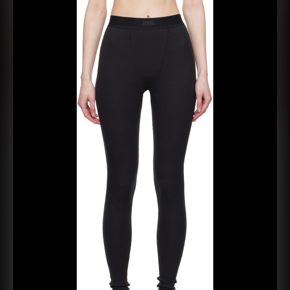 Skims ribbed leggings